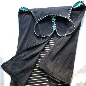 Girls ivivva tank top!! Very flattering!!